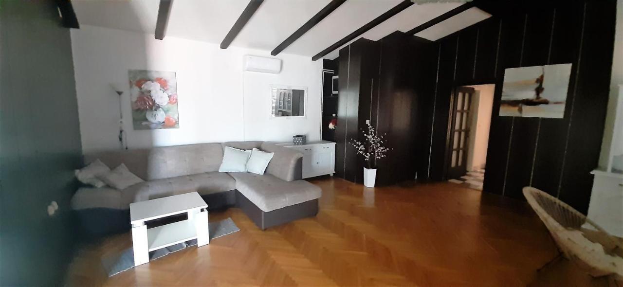 Apartments Petra Tribalj Екстериор снимка