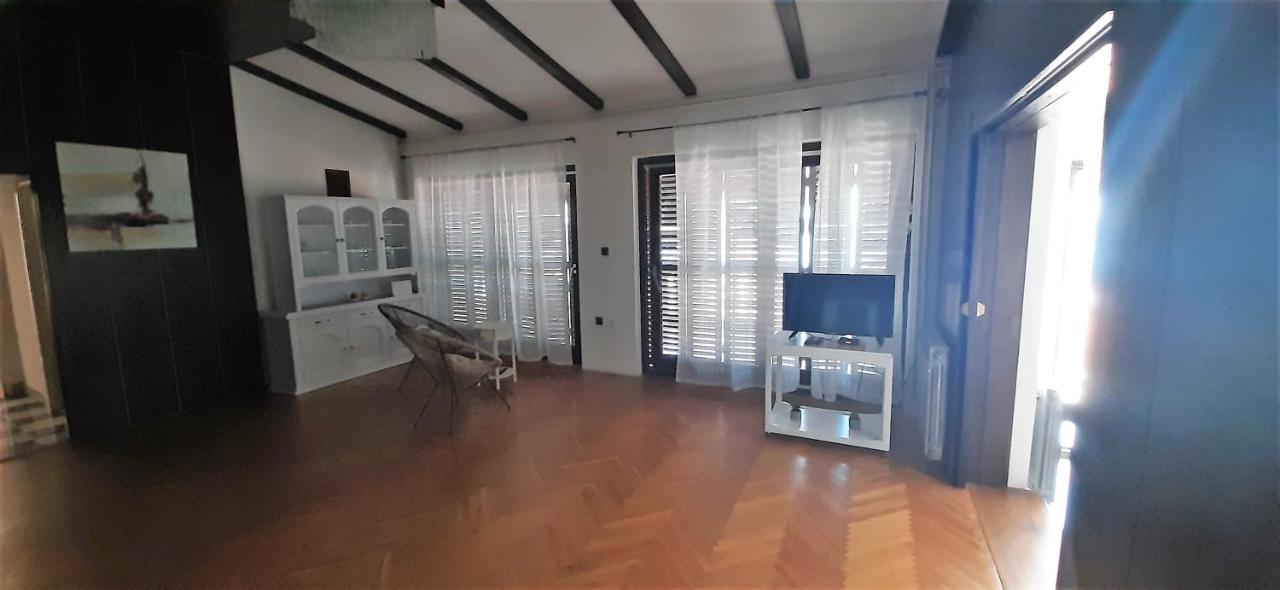 Apartments Petra Tribalj Екстериор снимка